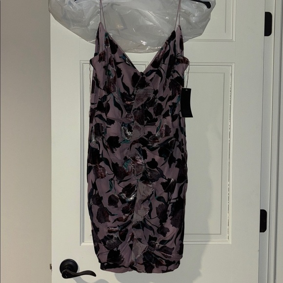 Aidan by Aidan Mattox Dresses & Skirts - BNWT Aidan mattox ruched printed velvet dress